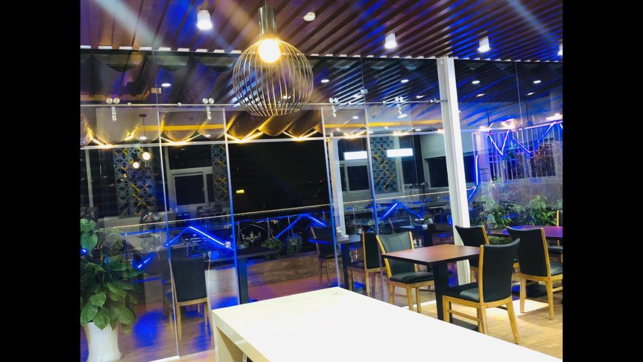 Doha 2 Hotel Saigon Airport Ho Si Minh-város Kültér fotó